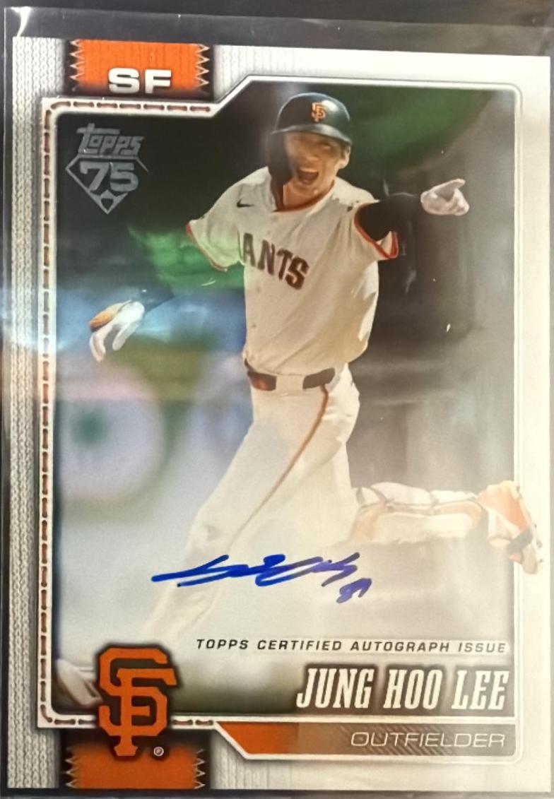 Jung Hoo Lee #541 2026 Topps Series 2 Flagship Real One Autograph Baseball