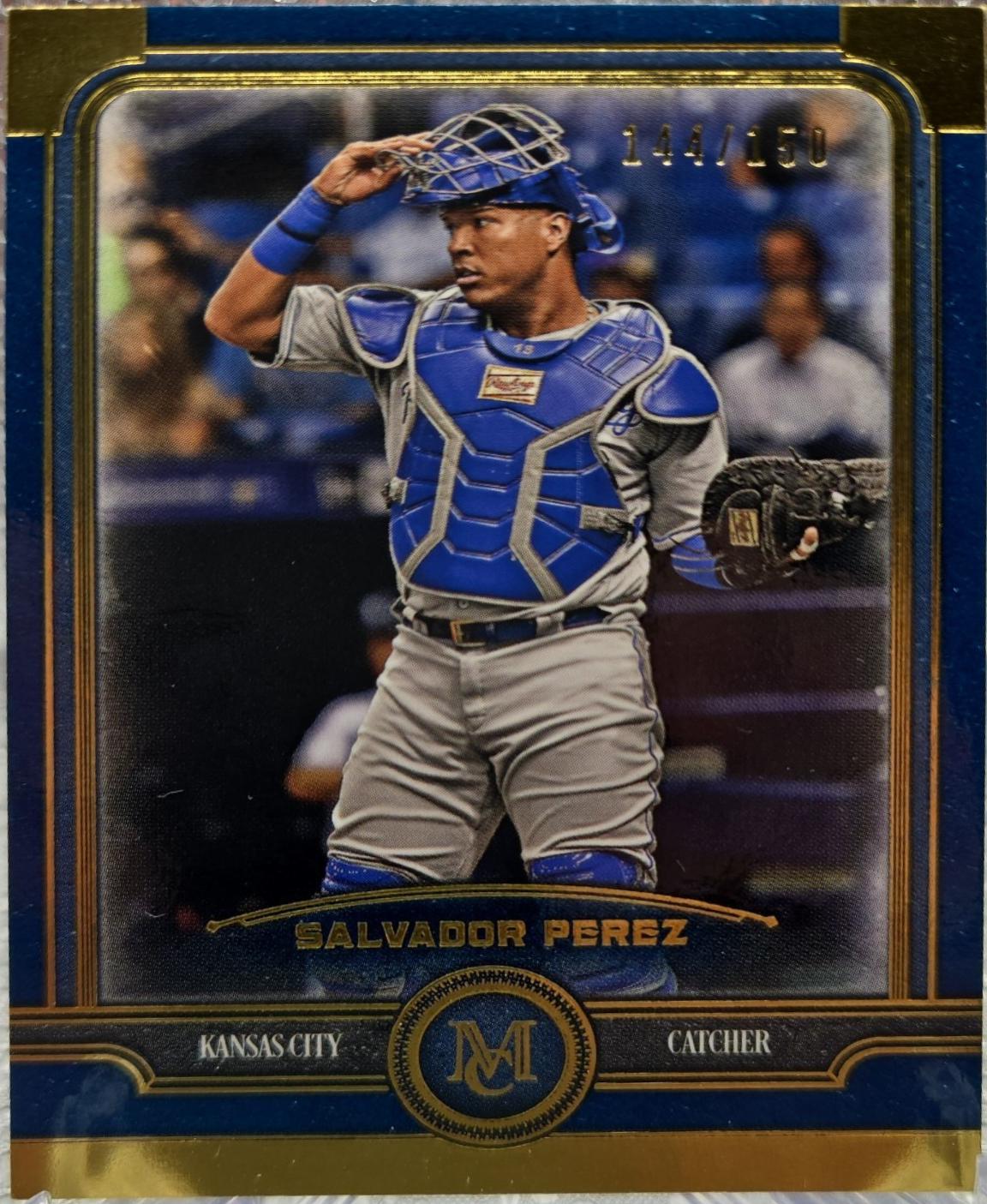 Salvador Perez [Sapphire] #44
