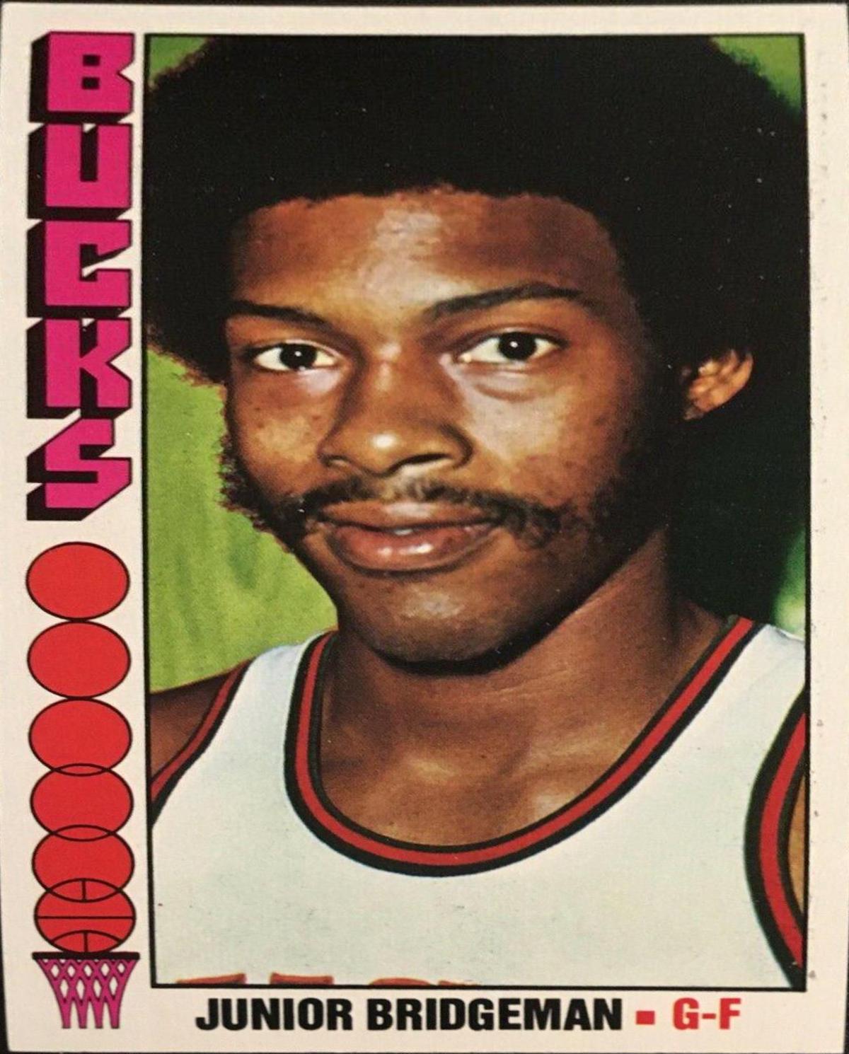 Junior Bridgeman #11 Basketball Cards 1976 Topps