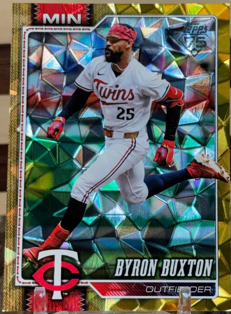 Byron Buxton [Gold Diamante] #255
