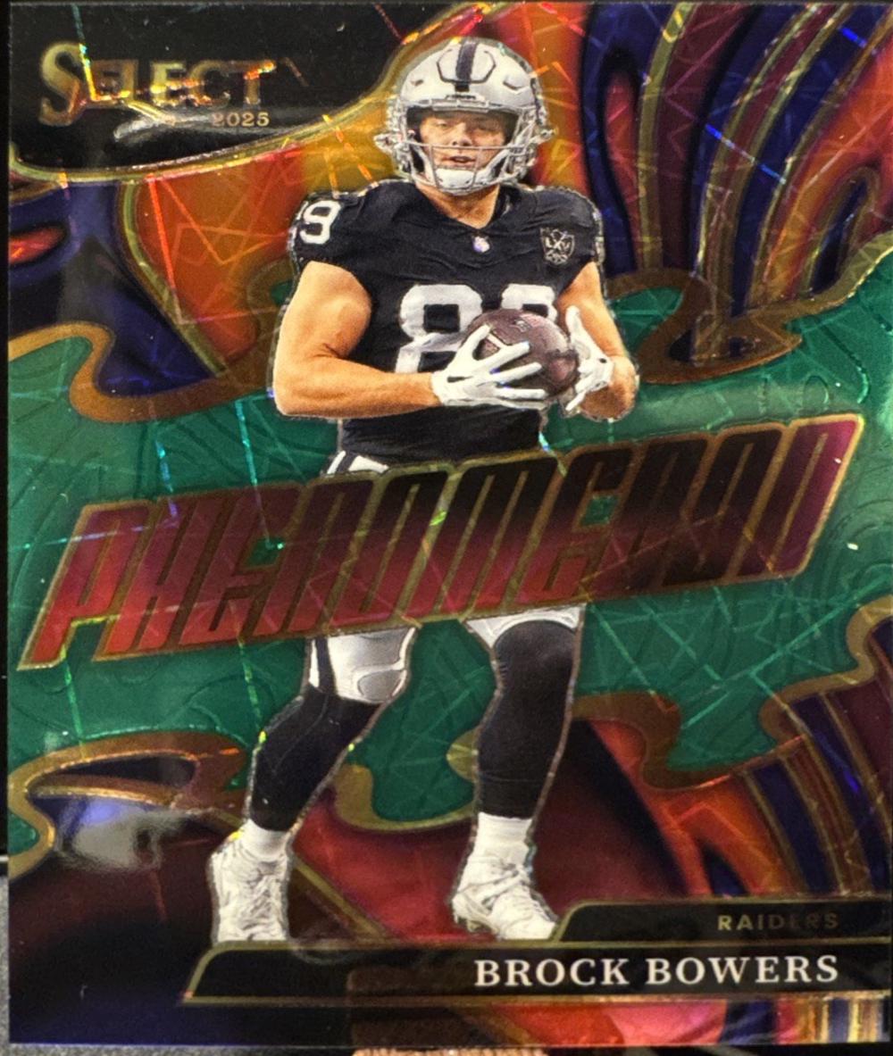 Brock Bowers [Green Prizm] #17