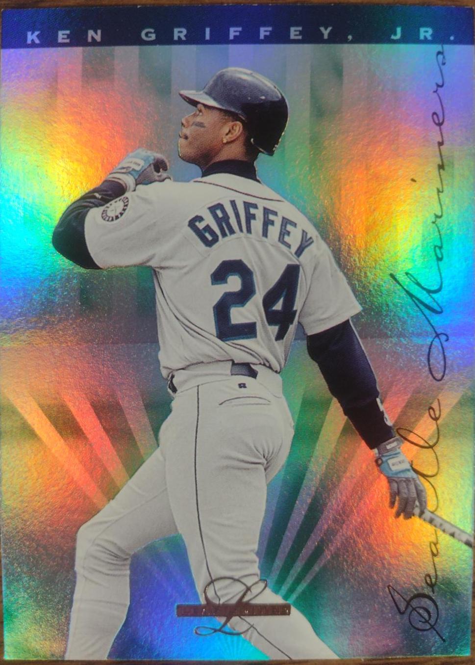 Ken Griffey Jr #118 Baseball Cards 1995 Leaf Limited