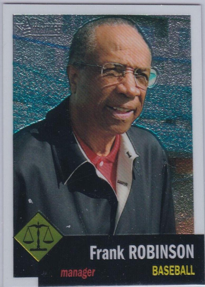 Frank Robinson #C24 Baseball Cards 2009 Topps Heritage Chrome