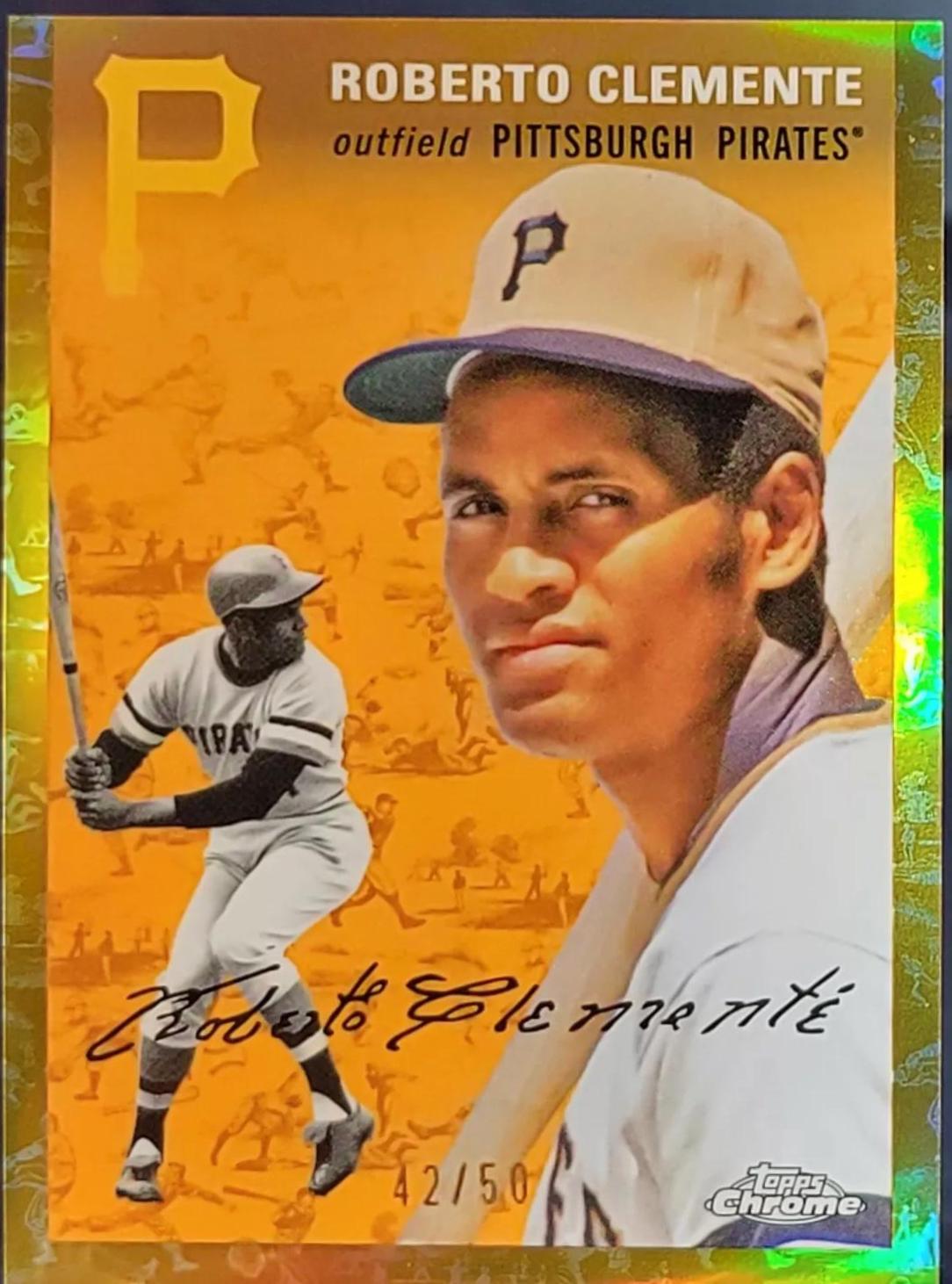 Roberto Clemente [Cream Gold Refractor] #421