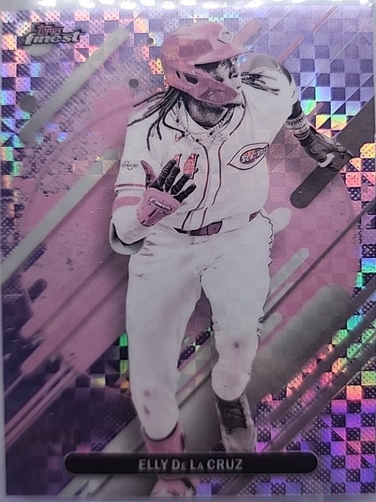 Elly De La Cruz [Pearl Checkerboard Refractor] #253