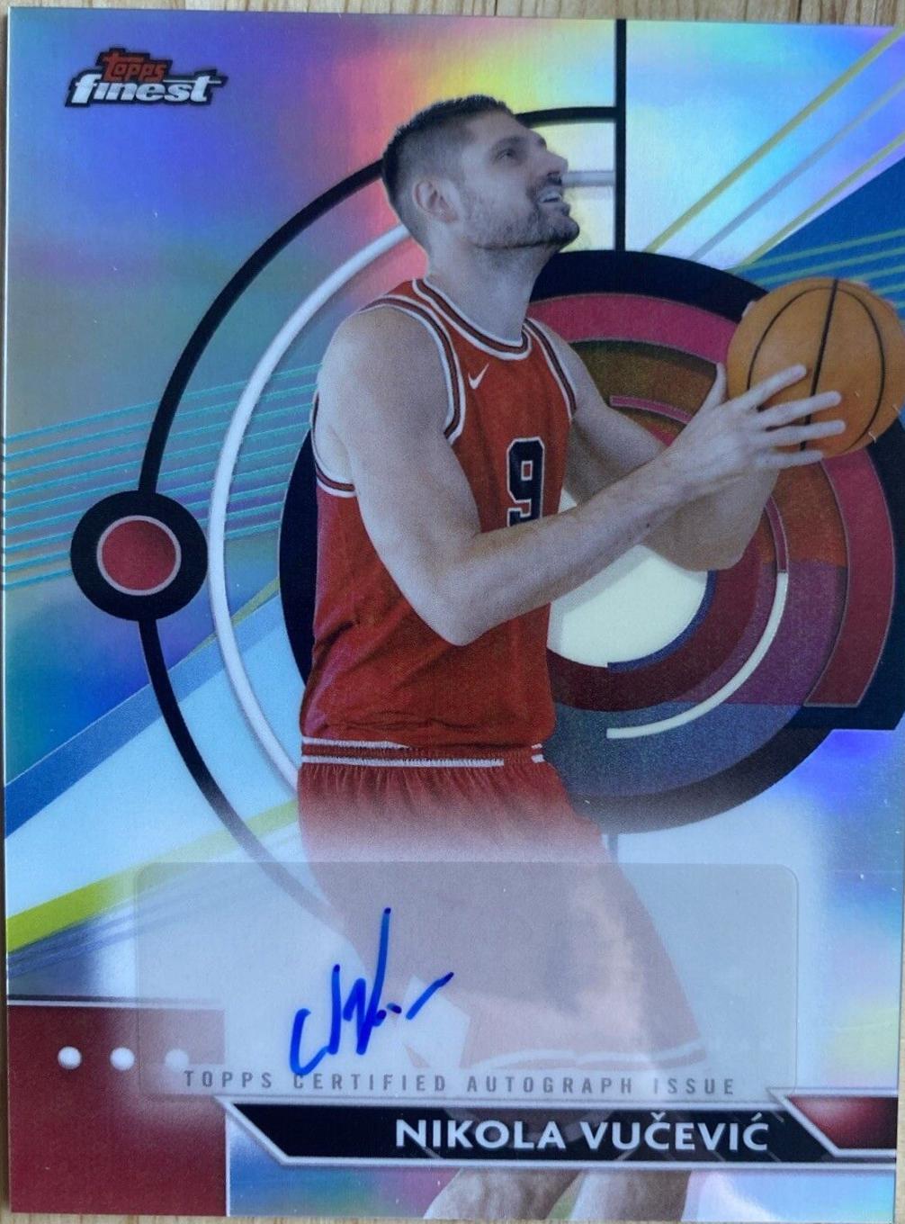 Nikola Vucevic [Refractor] #FA-NV