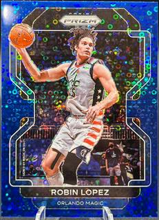 Robin Lopez