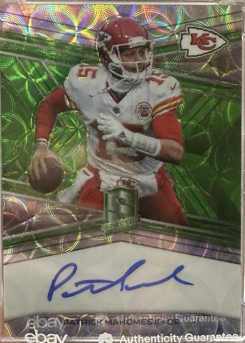 Patrick Mahomes II [Green] #S-PM