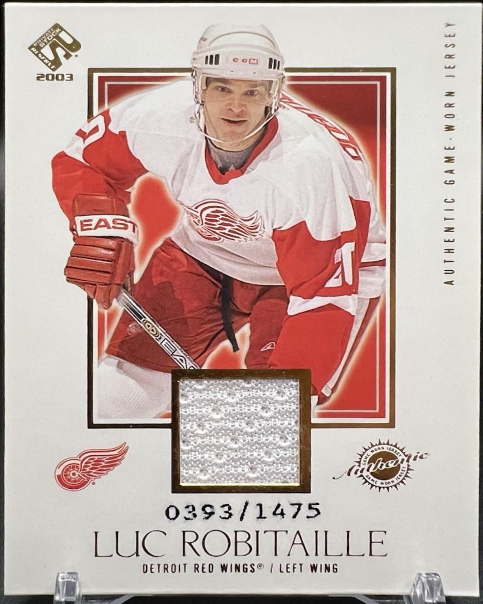 Luc Robitaille #120 2002 Pacific Private Stock Reserve Hockey