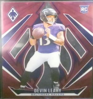 Devin Leary