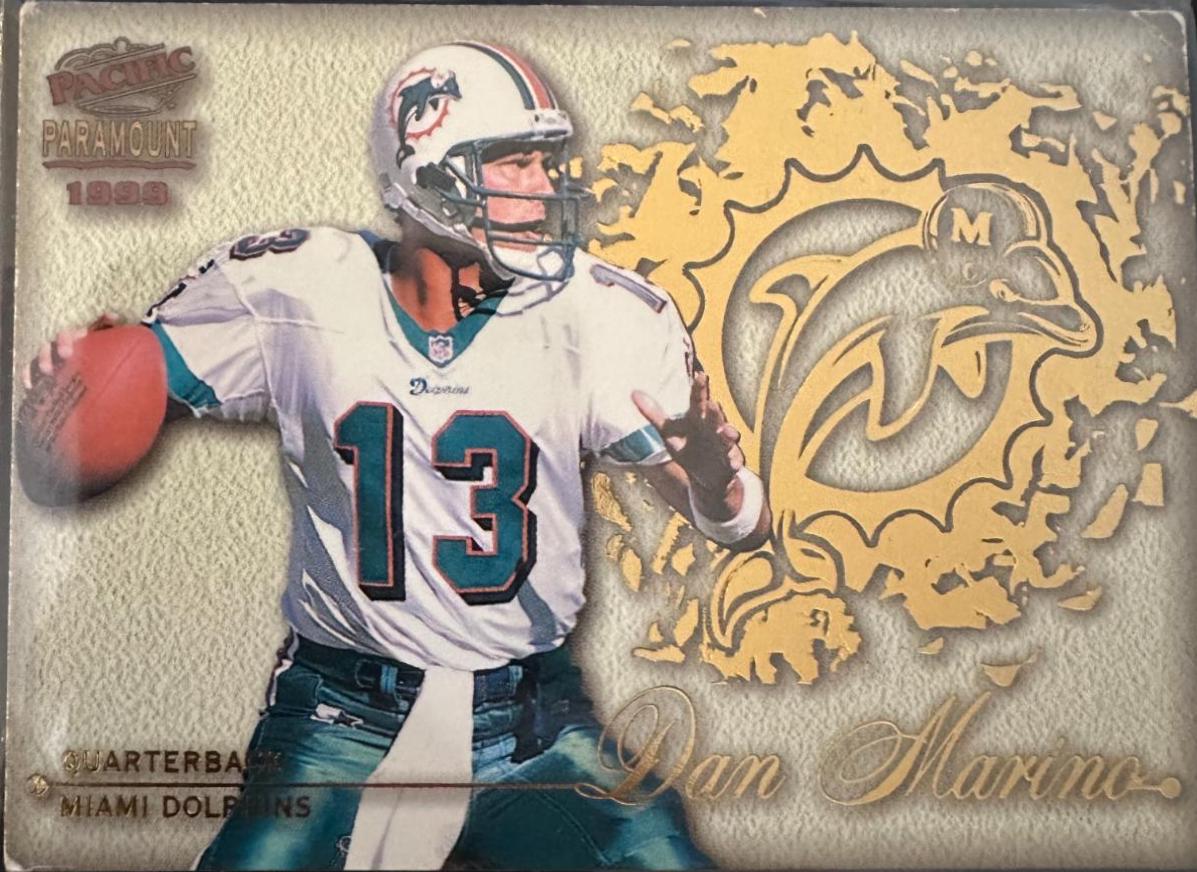 Dan Marino #16 (Checklist) Football Cards 1999 Pacific Paramount