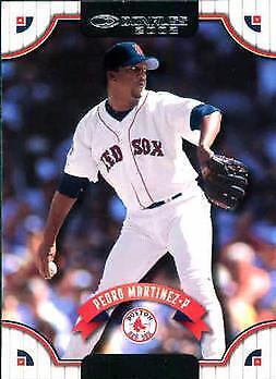 Pedro Martinez #13 Baseball Cards 2002 Donruss