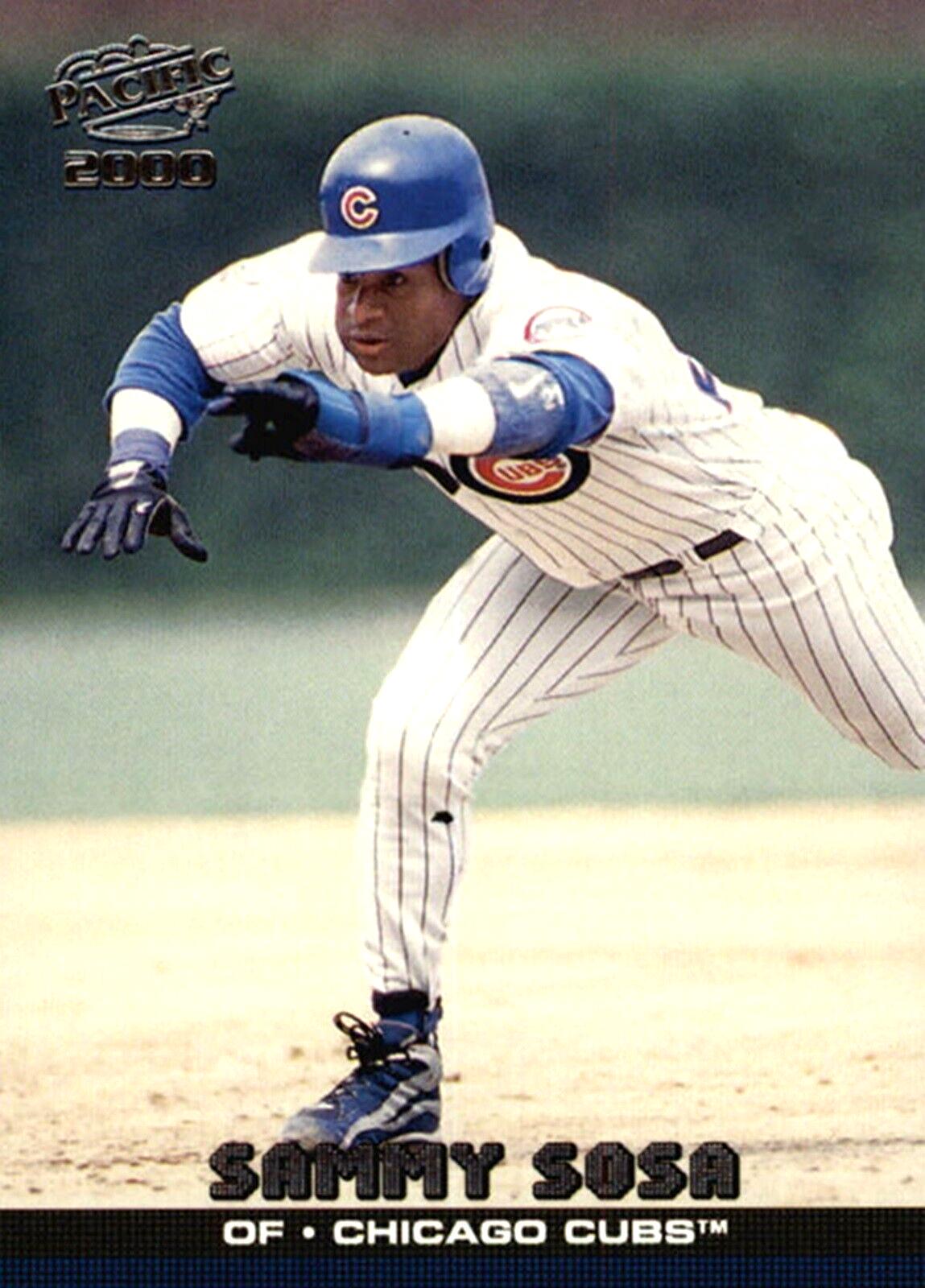 Sammy Sosa #91 Baseball Cards 2000 Pacific