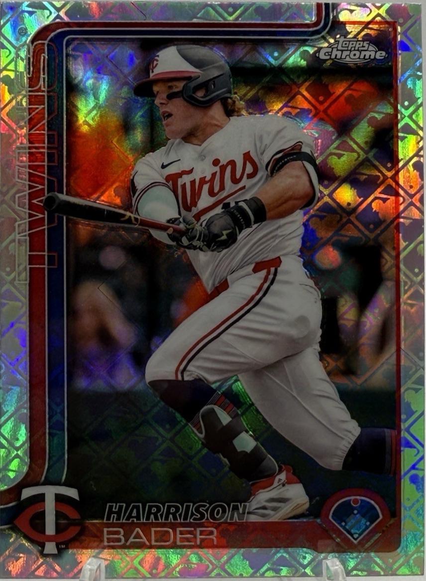Harrison Bader #62 2025 Topps Chrome Logofractor Baseball