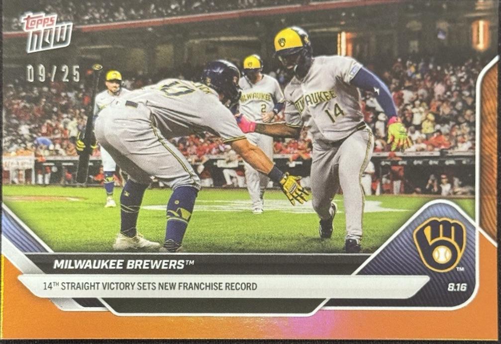 Milwaukee Brewers [Orange Foil] #561