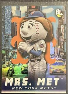 Mrs. Met