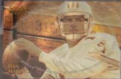 Dan Marino #3 Football Cards 1996 Select Certified Gold Team