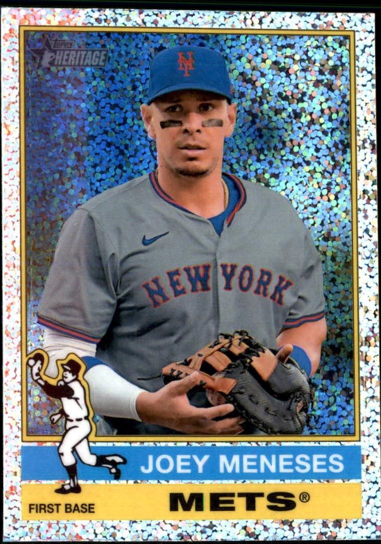 Joey Meneses [Silver Sparkle Variation] #495