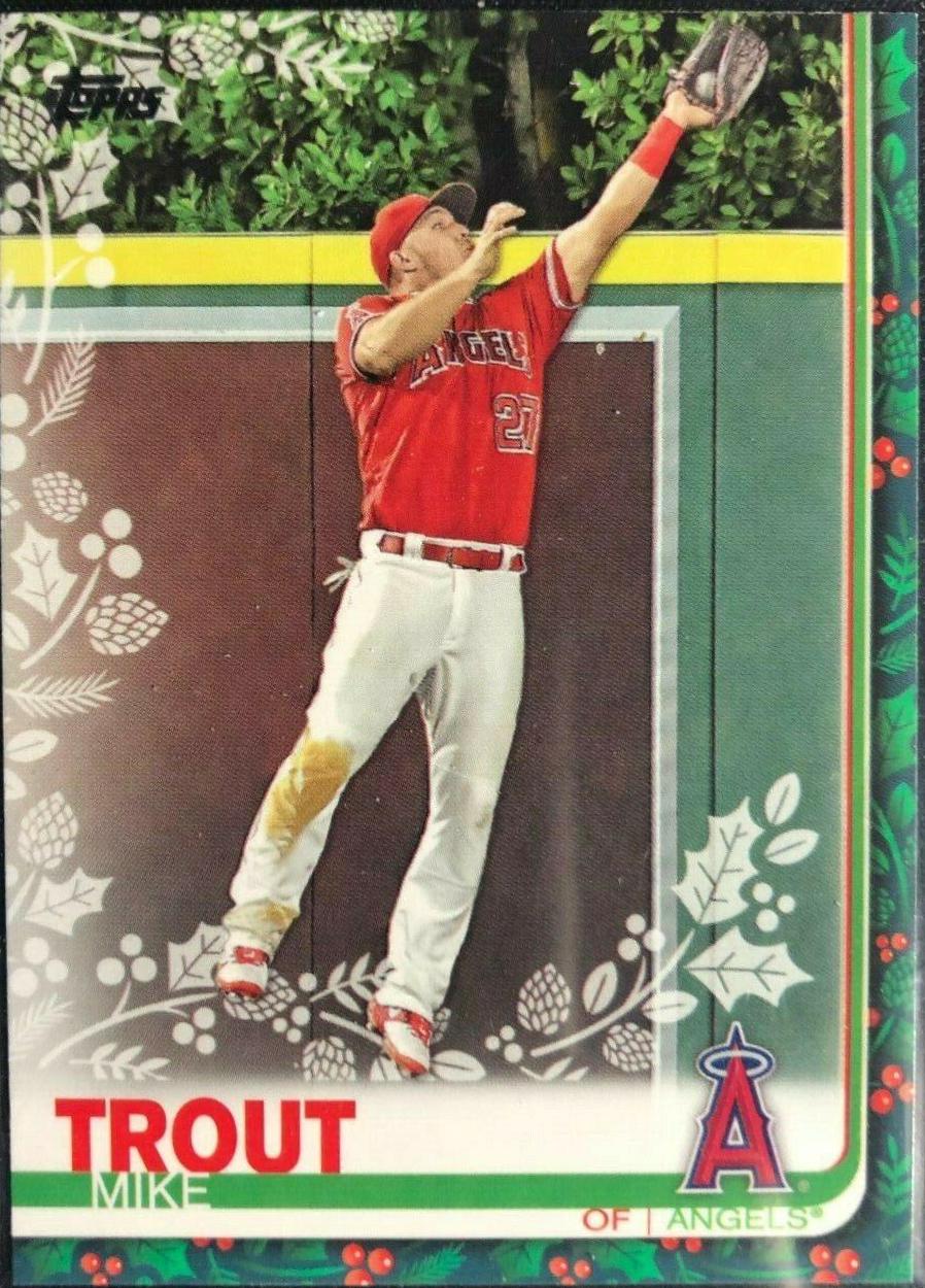 Mike Trout #HW31 2019 Topps Holiday Mega Box Baseball