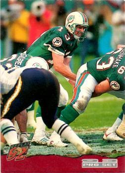 Dan Marino #24 Football Cards 1993 Pro Set