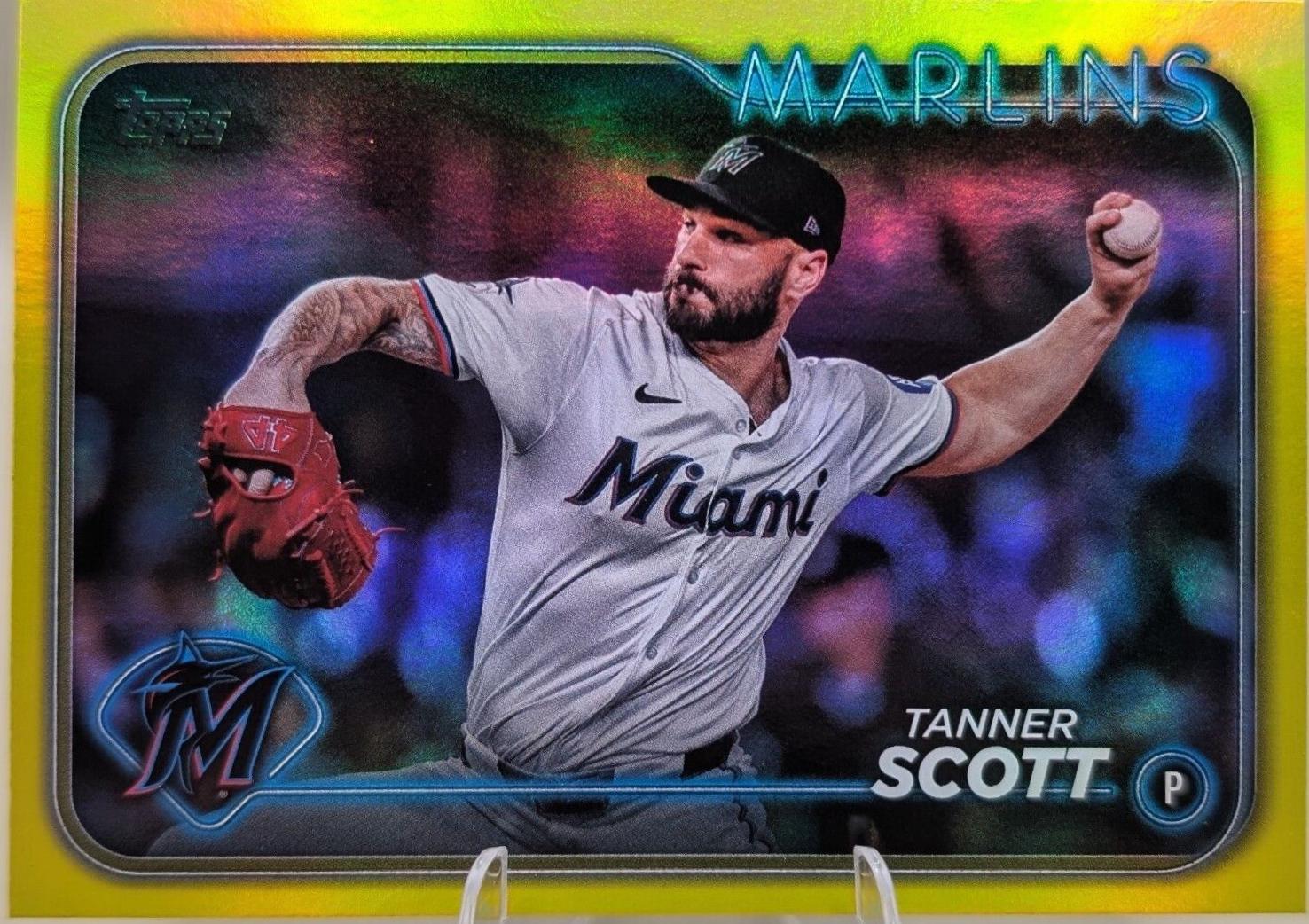 Tanner Scott [Yellow Rainbow Foil] #US237