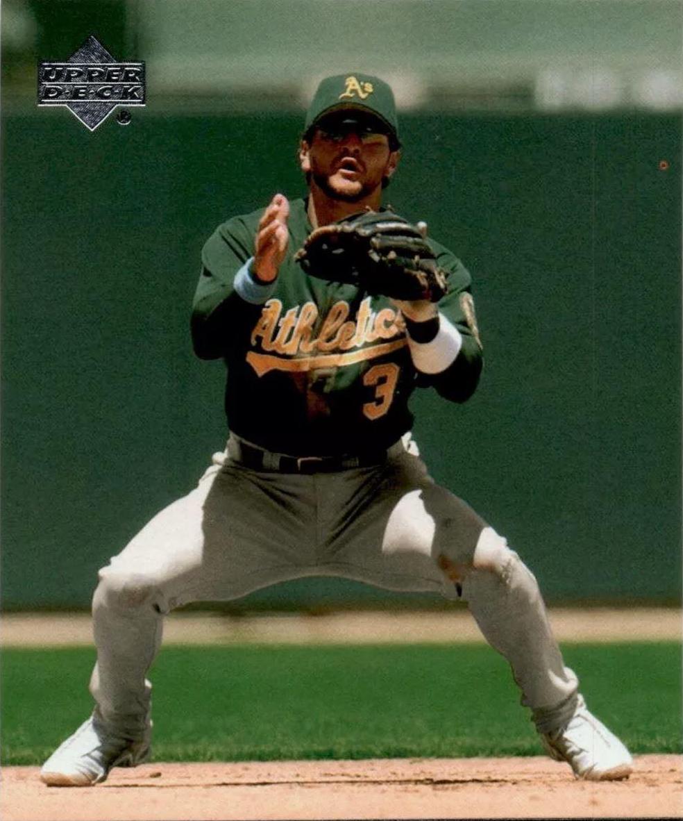Eric Chavez #38 Baseball Cards 2004 Upper Deck