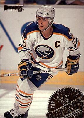 Pat LaFontaine #300 1994-95 Donruss Hockey