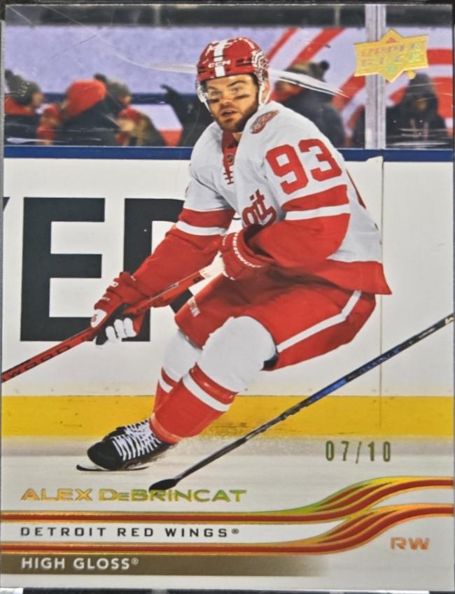 Alex DeBrincat [High Gloss] #308