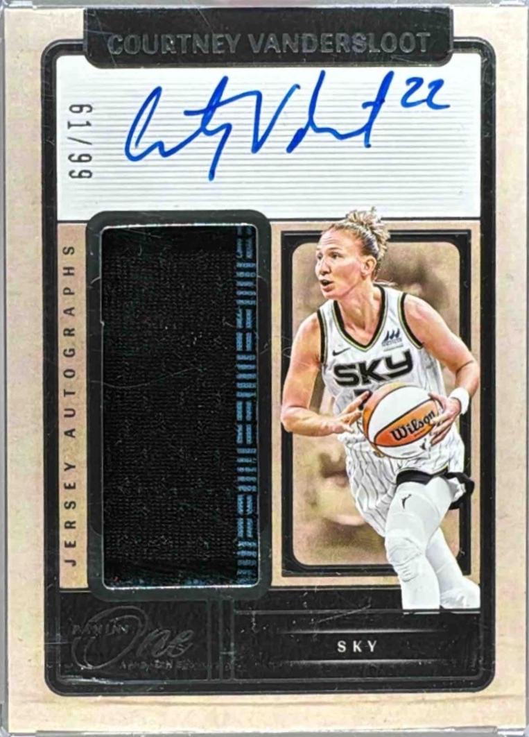 Courtney Vandersloot #23 2025 Panini One And One WNBA Jersey Autograph