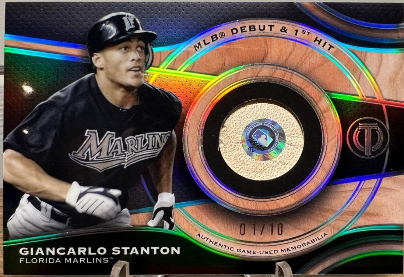 Giancarlo Stanton #MRB-GST Baseball Cards 2025 Topps Tribute Milestone Relic