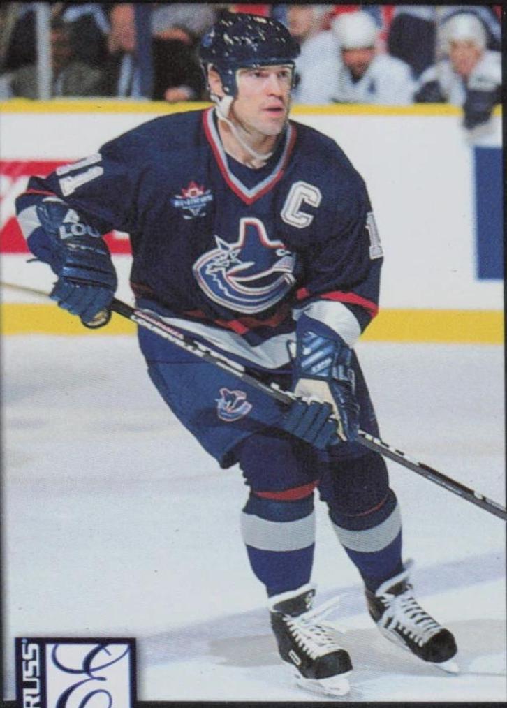 Mark Messier #5 1997-98 Donruss Elite Hockey