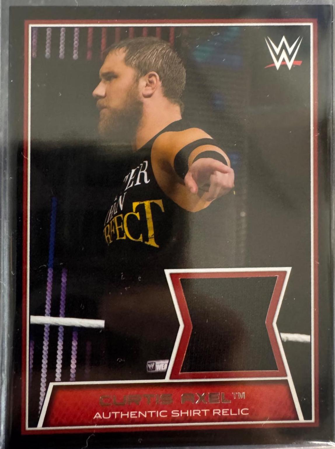 Curtis Axel Wrestling Cards 2014 Topps WWE Road to Wrestlemania Swatch Relics