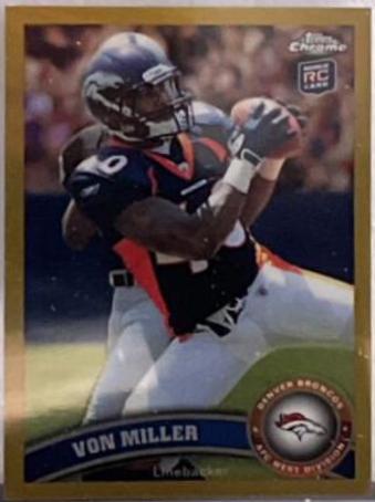 Von Miller [Ball in Hands Autograph Gold Refractor] #212