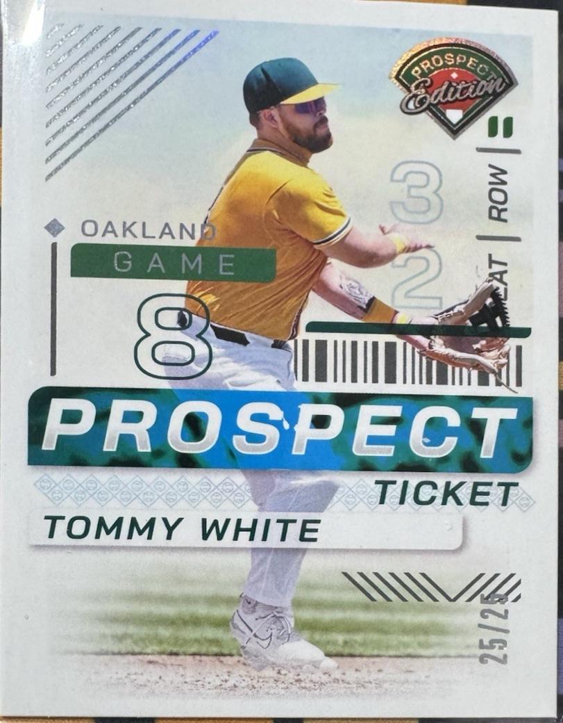 Tommy White [Holo Silver] #193