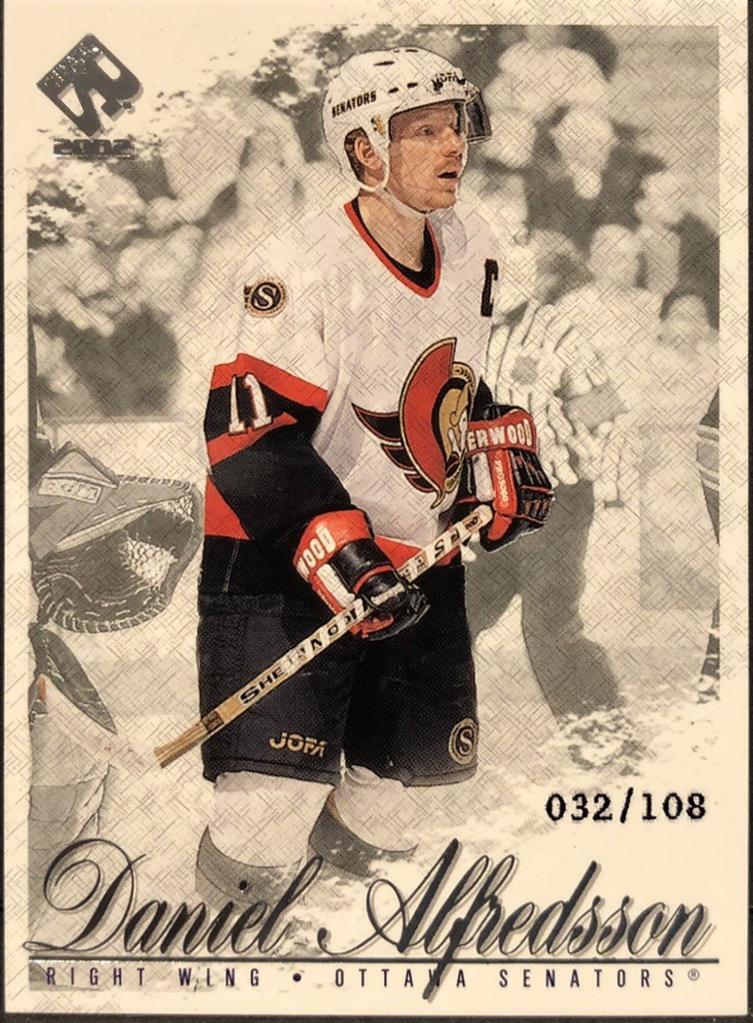 Daniel Alfredsson #66 2001 Pacific Private Stock Hockey