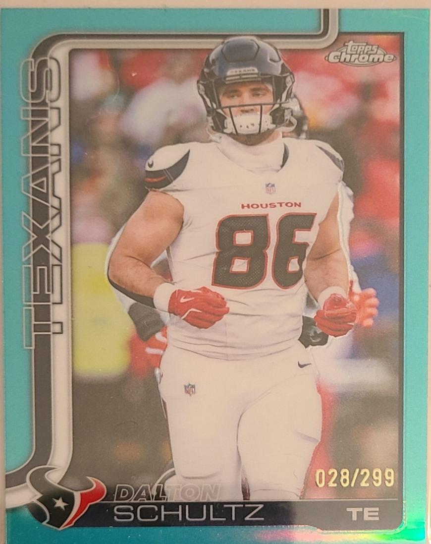 Dalton Schultz [Teal Refractor] #118