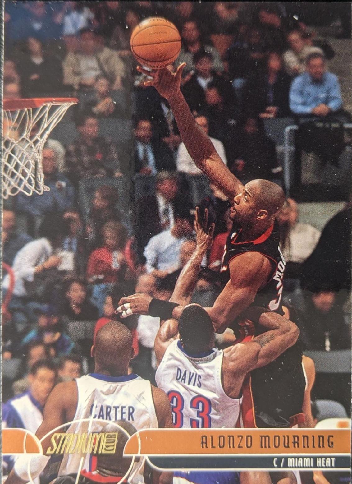 Alonzo Mourning #30 Basketball Cards 2001 Stadium Club