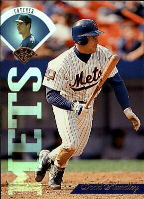 Todd Hundley #3 Baseball Cards 1995 Leaf