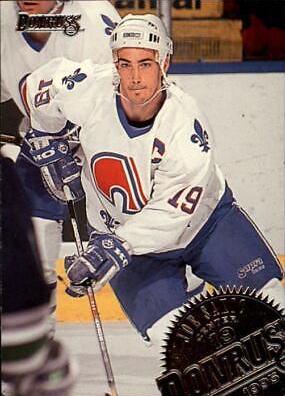 Joe Sakic #141 Hockey Cards 1994 Donruss