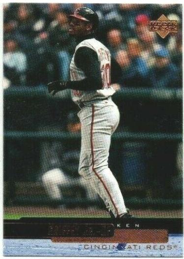 Ken Griffey Jr. #358 Baseball Cards 2000 Upper Deck