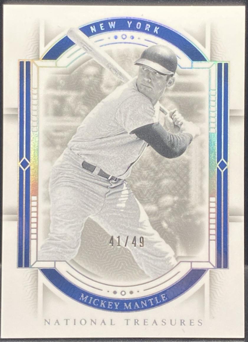 Mickey Mantle [Holo Silver] #38