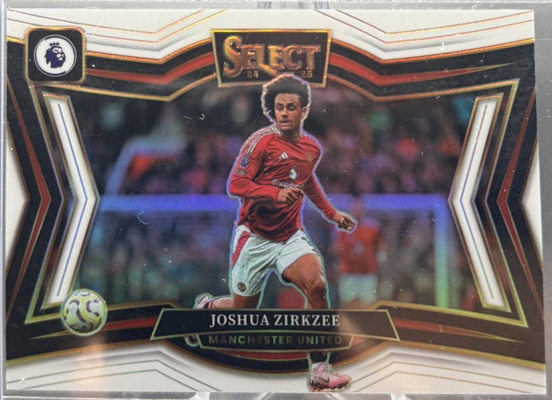 Joshua Zirkzee [White] #230