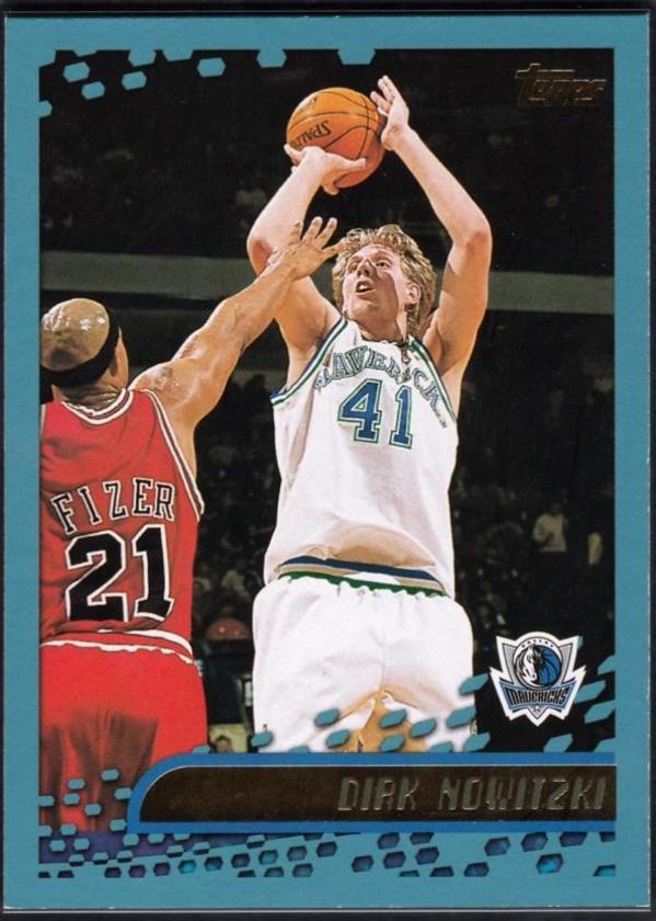 Dirk Nowitzki #49 Basketball Cards 2001 Topps