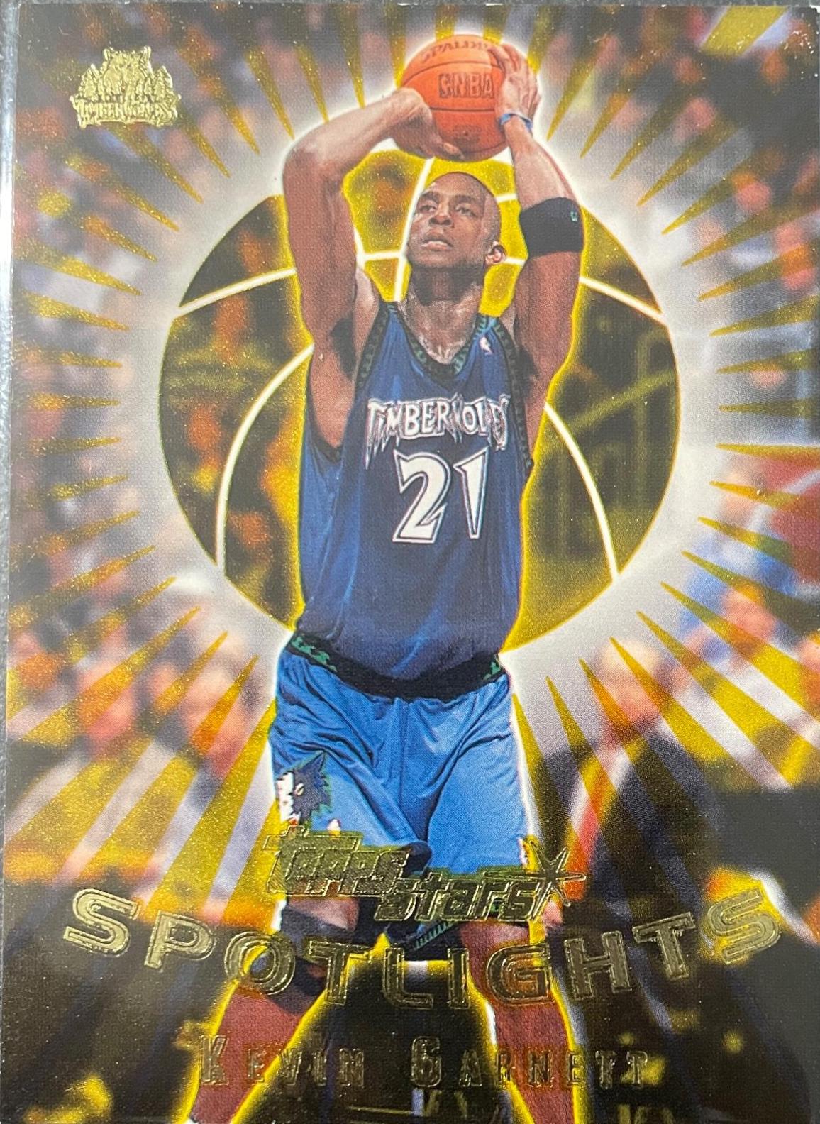 Kevin Garnett #131 Basketball Cards 2000 Topps Stars