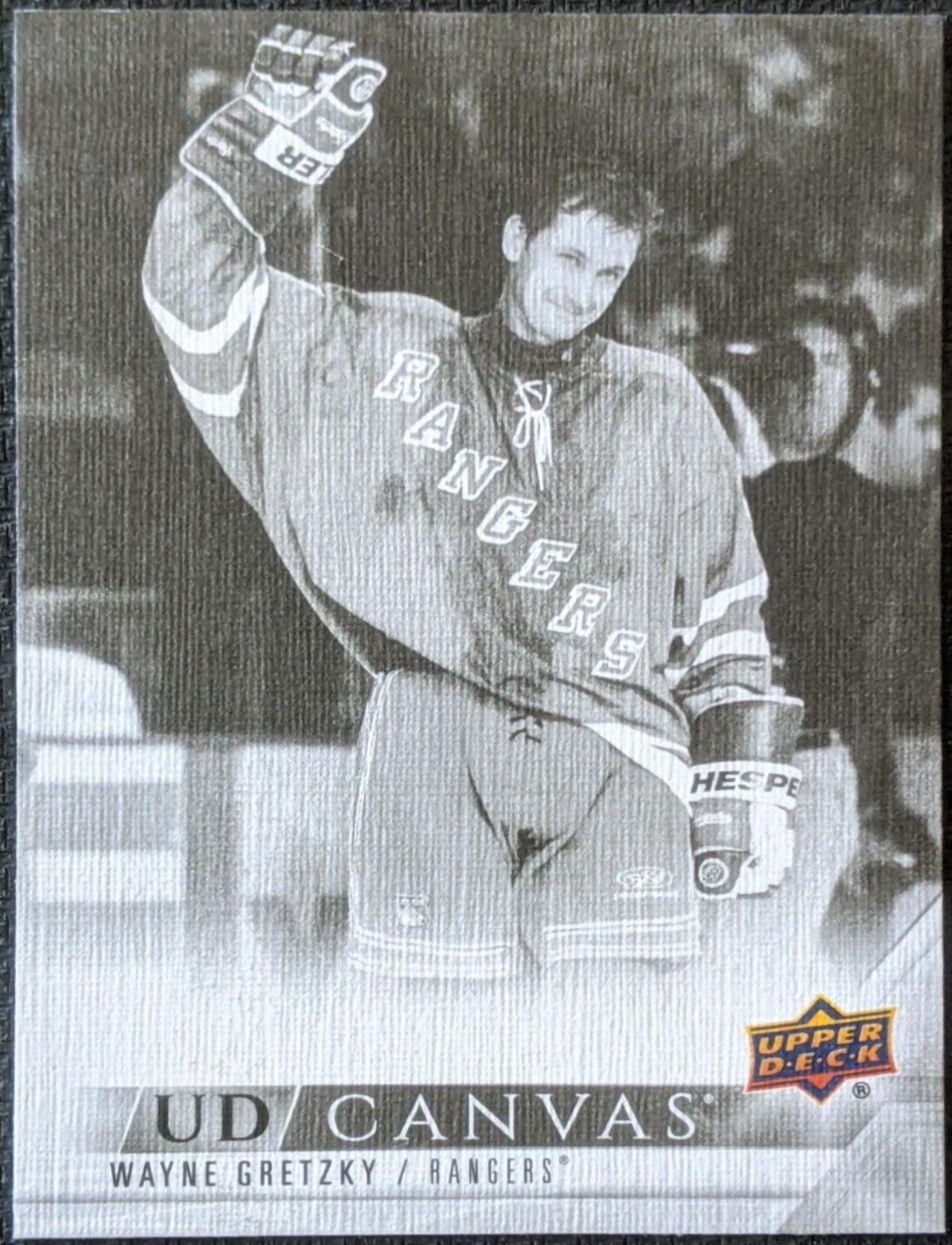 Wayne Gretzky [Black & White] #C397