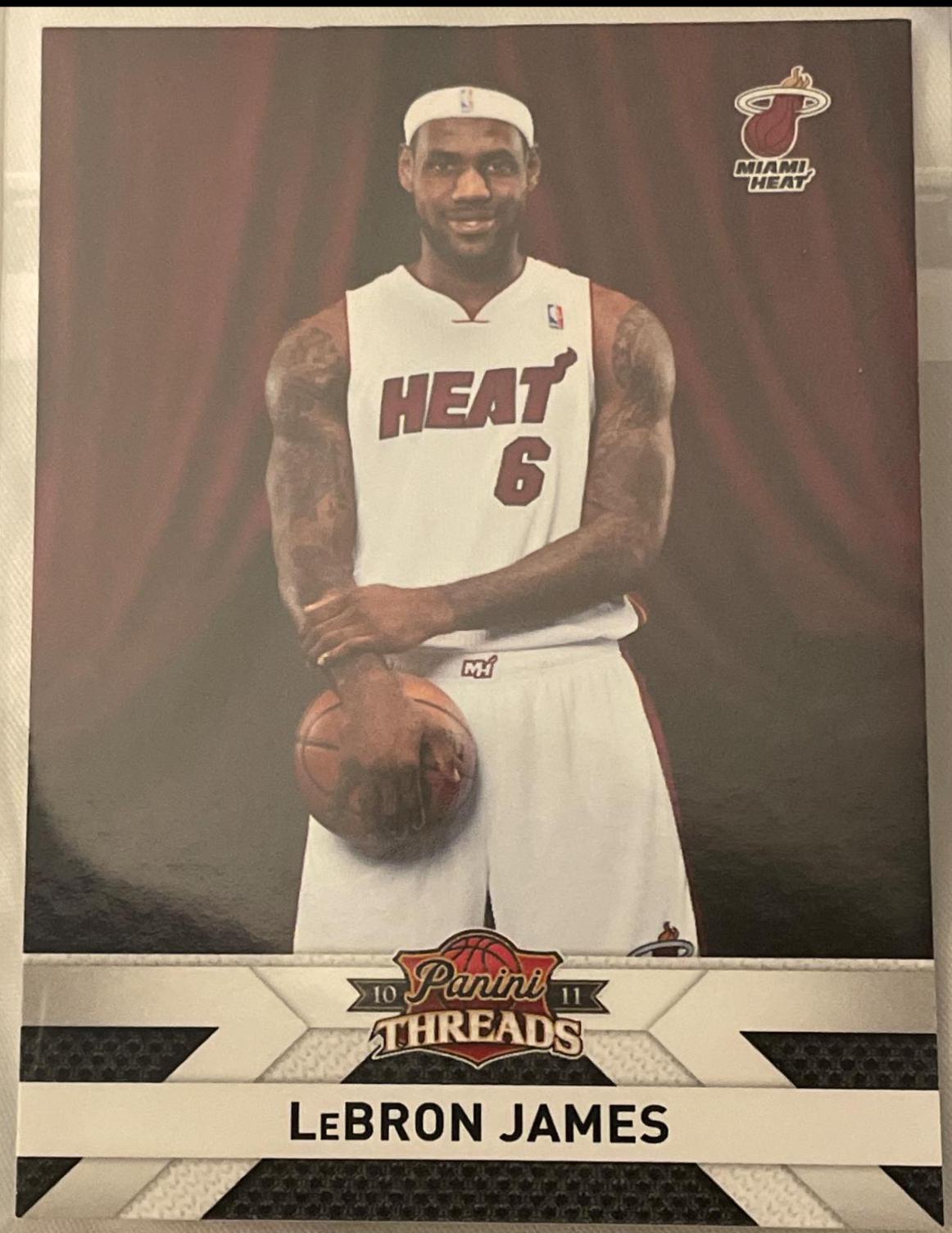 LeBRON JAMES #138 Basketball Cards 2010 Panini Threads