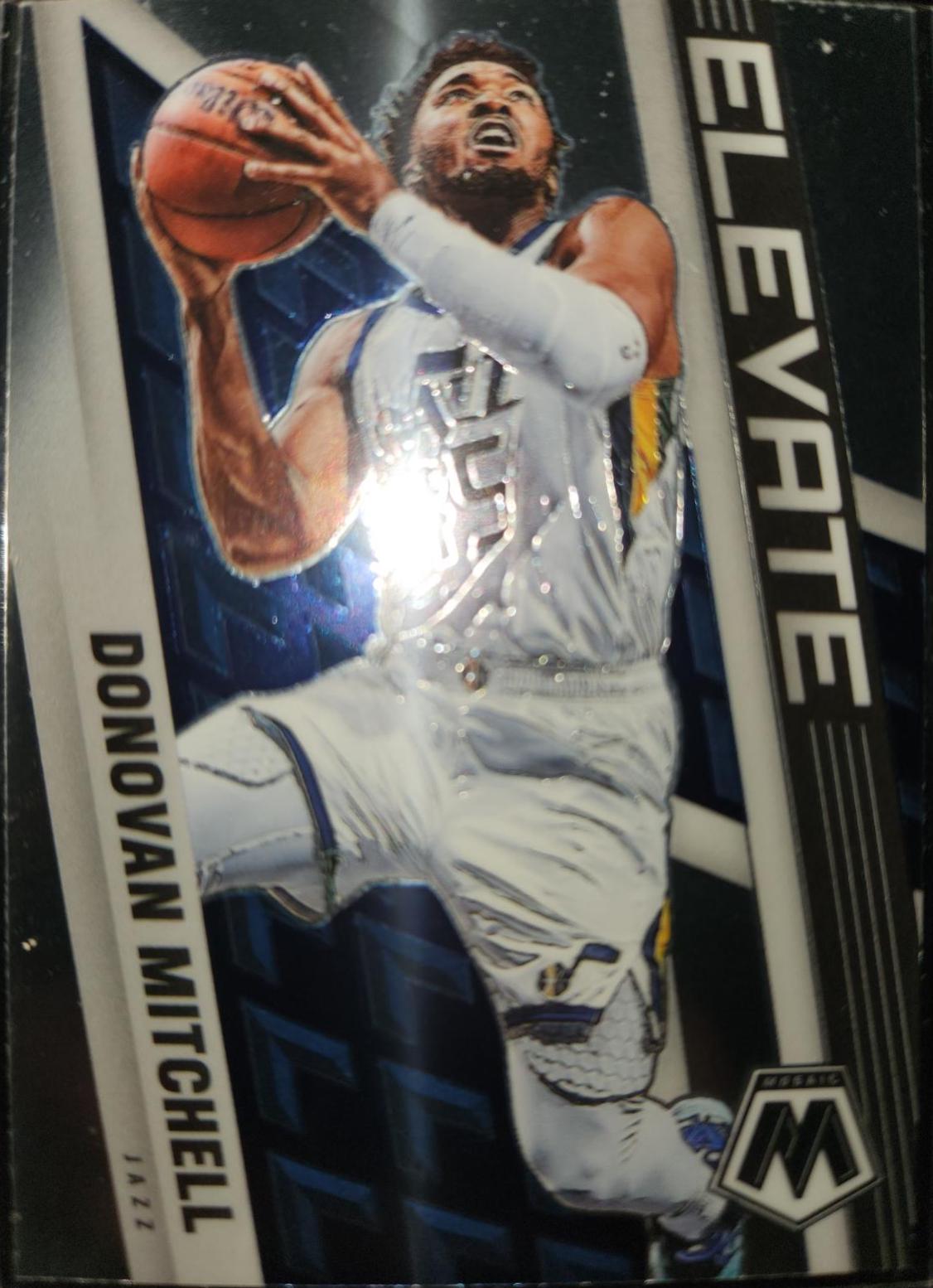 Donovan Mitchell #4 Basketball Cards 2021 Panini Mosaic Elevate
