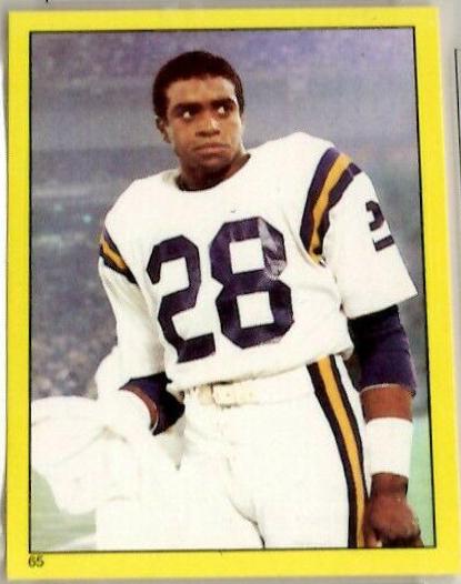 Ahmad Rashad #65 Football Cards 1982 Topps Stickers