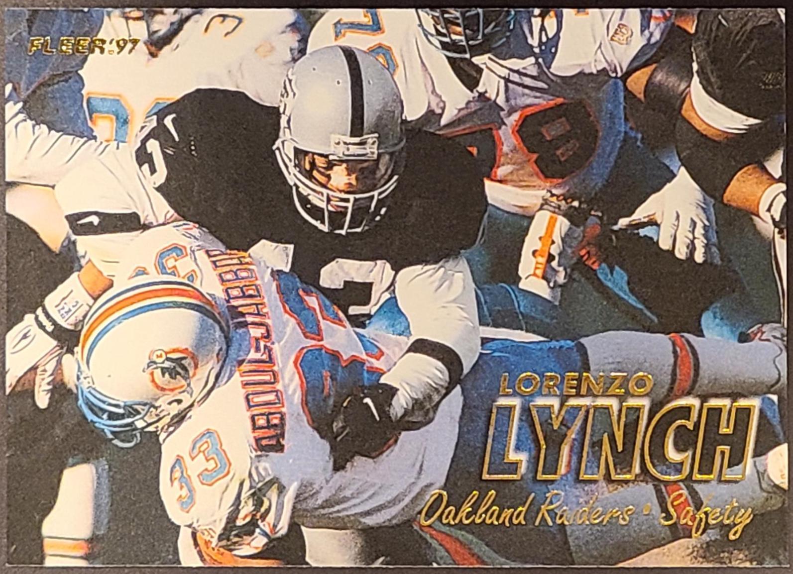 Lorenzo Lynch #30 Football Cards 1997 Fleer