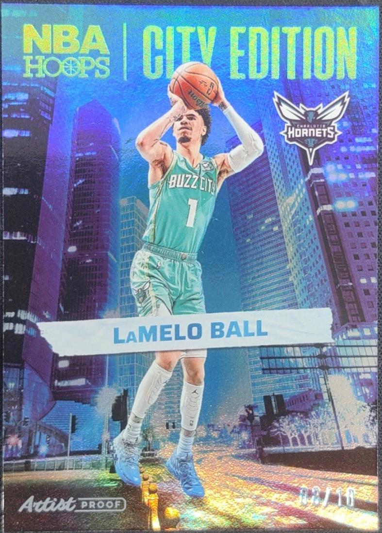 LaMelo Ball [Gold Artist Proof] #22